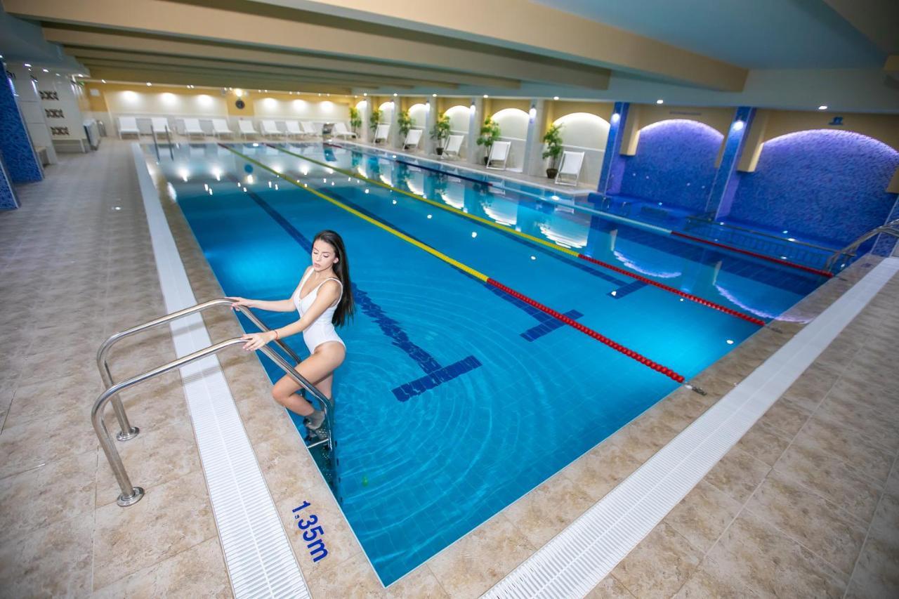 Aquasun Family Hotel Sandanski Buitenkant foto